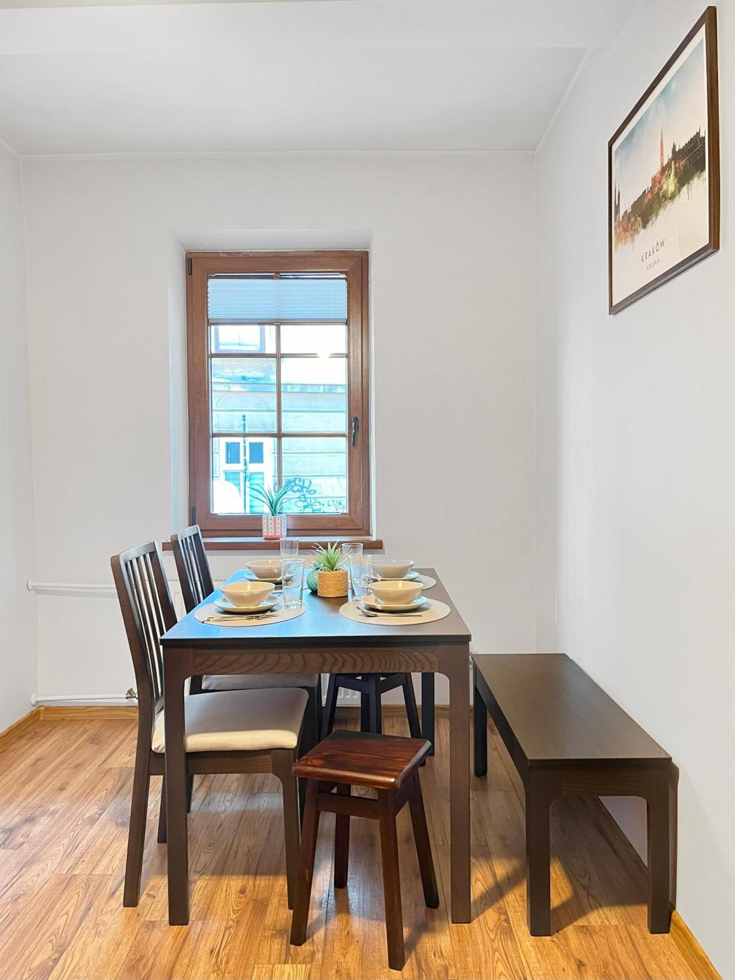 Large 2 Bedrooms And Living Room, Kazimierz District Apartament