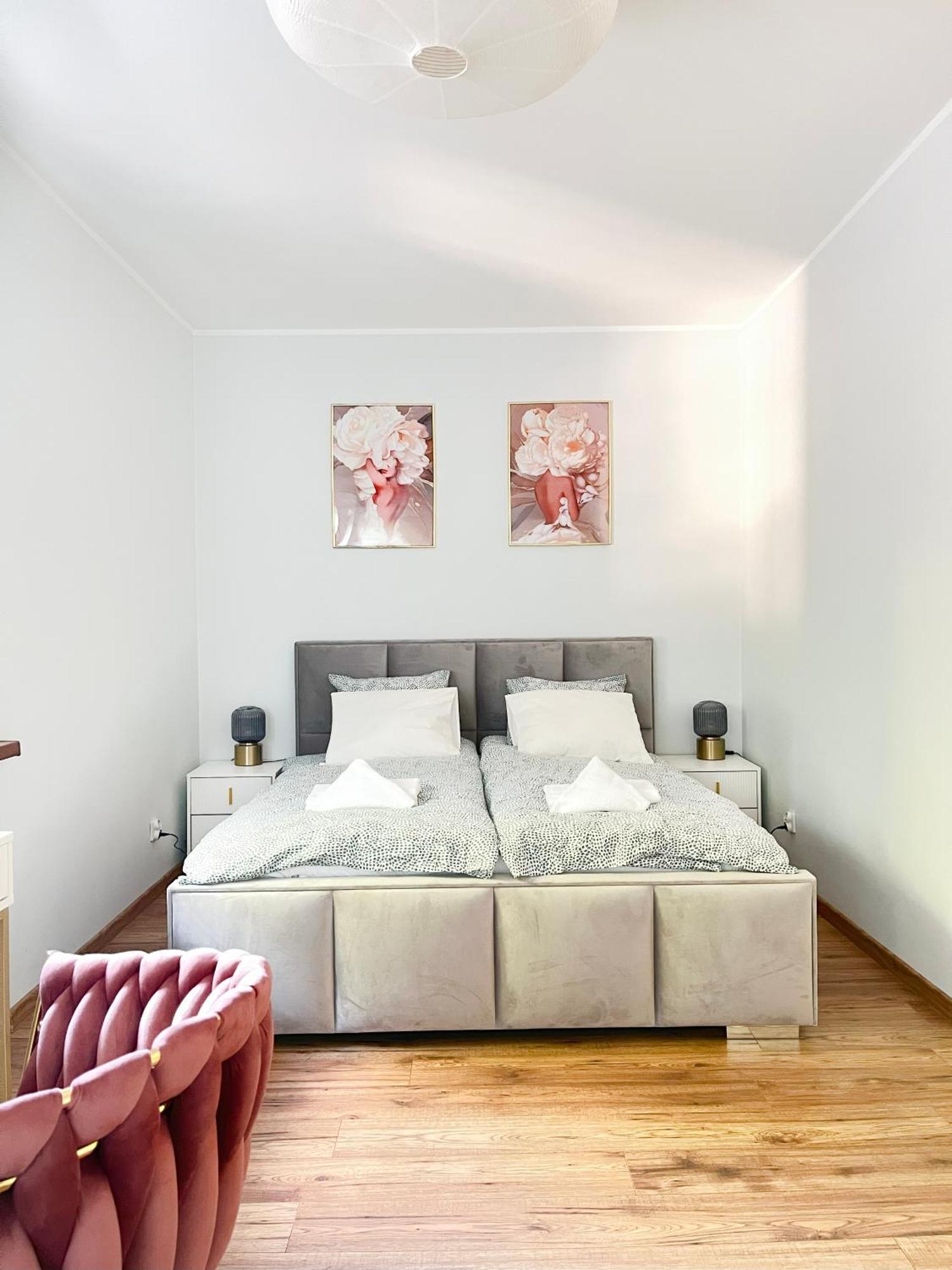 Large 2 Bedrooms And Living Room, Kazimierz District * Kraków
