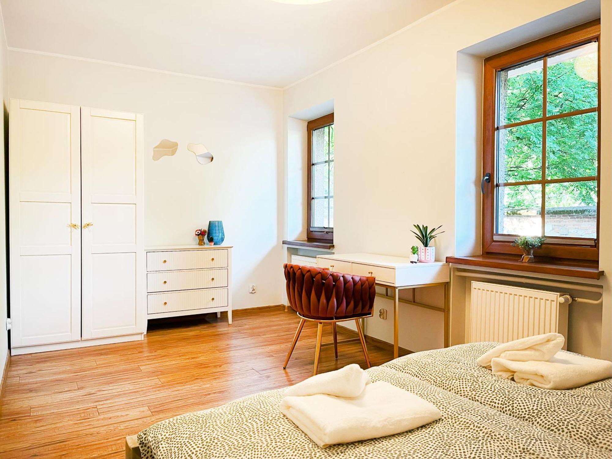 Large 2 Bedrooms And Living Room, Kazimierz District *