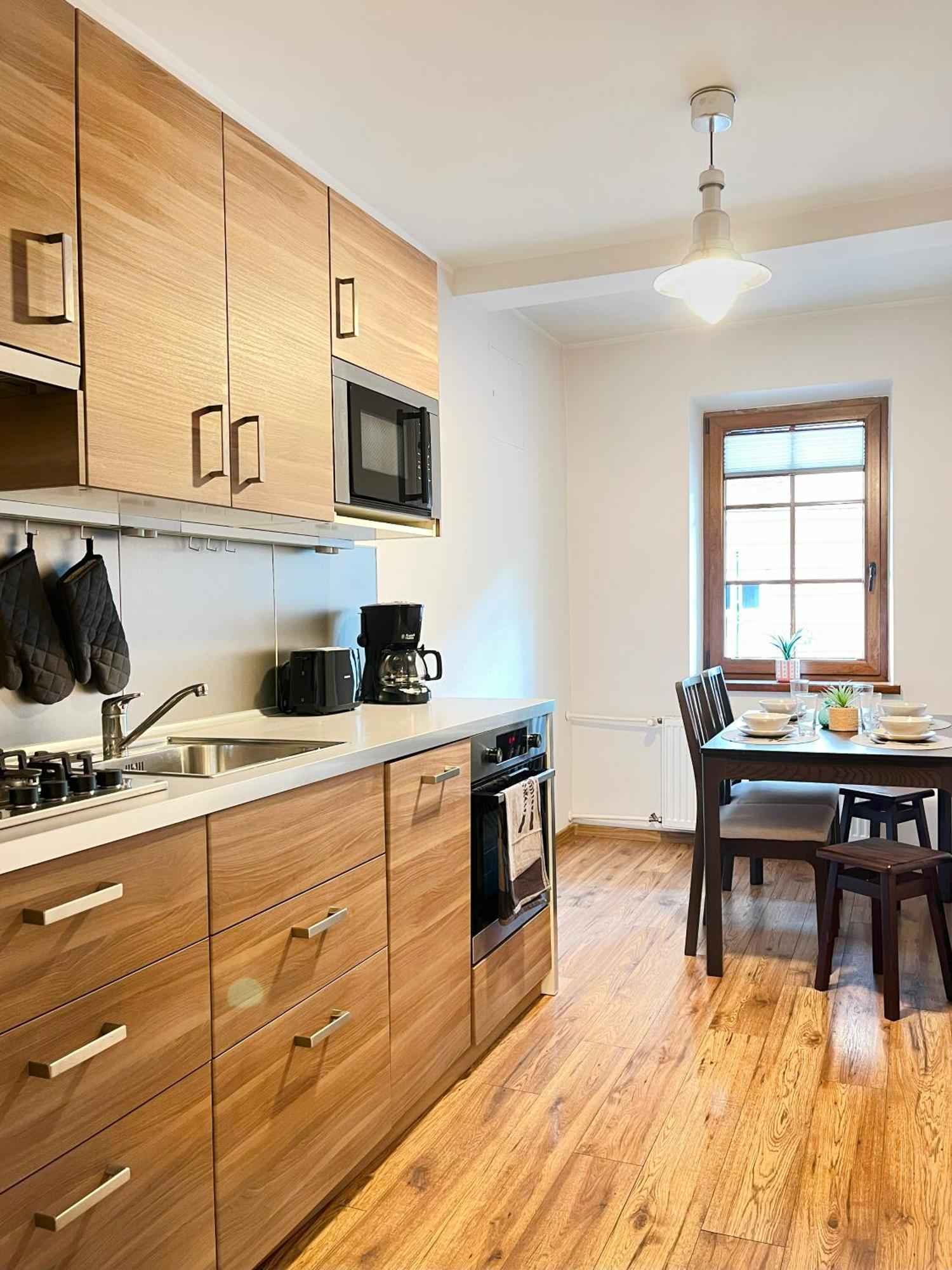 Large 2 Bedrooms And Living Room, Kazimierz District